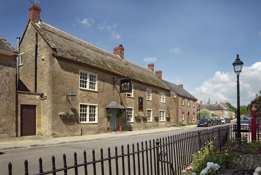 Lord Poulett Arms Bristol Exterior foto